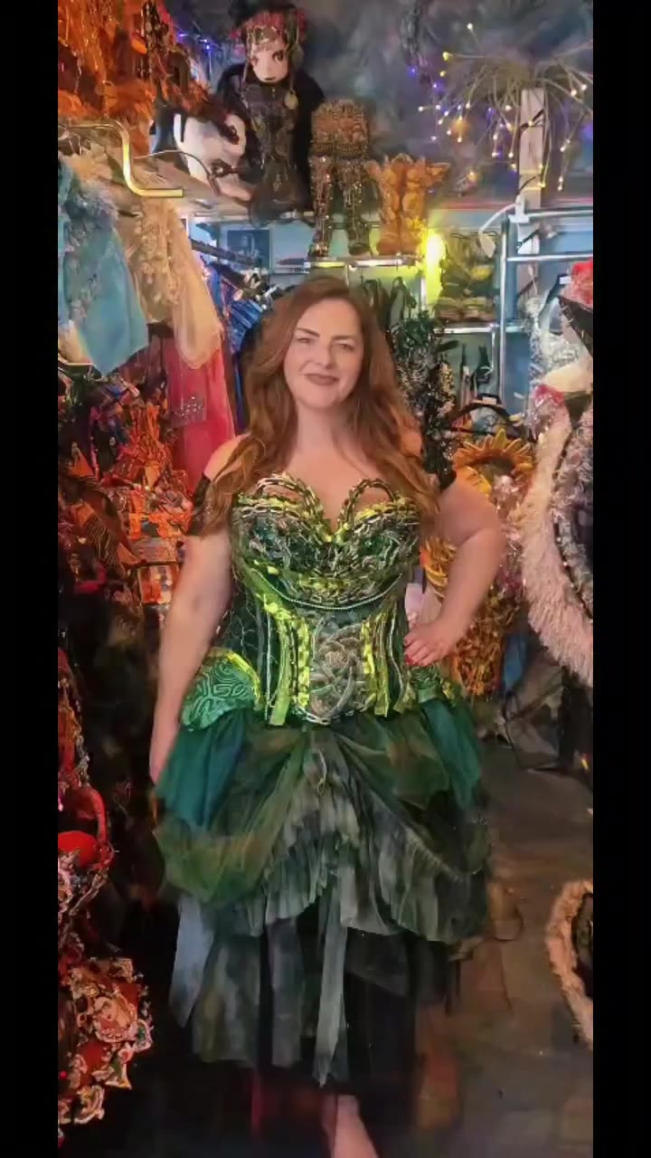 Trying on outfits for Catriona O Suillivan, @sullivancaitriona ,Female…