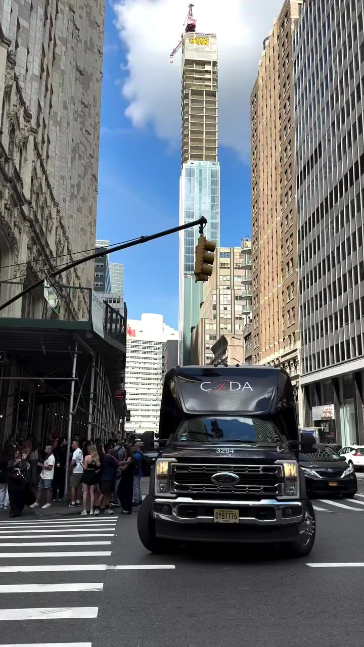 The most glamorous way to get around #NYFW? The @Google Shuttle Bus! In…