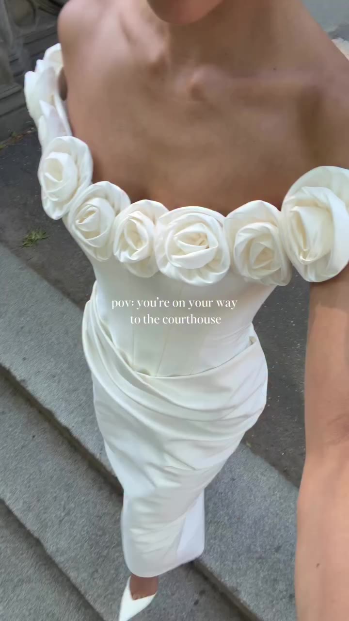 The perfect courthouse wedding dress *does* exist 💌