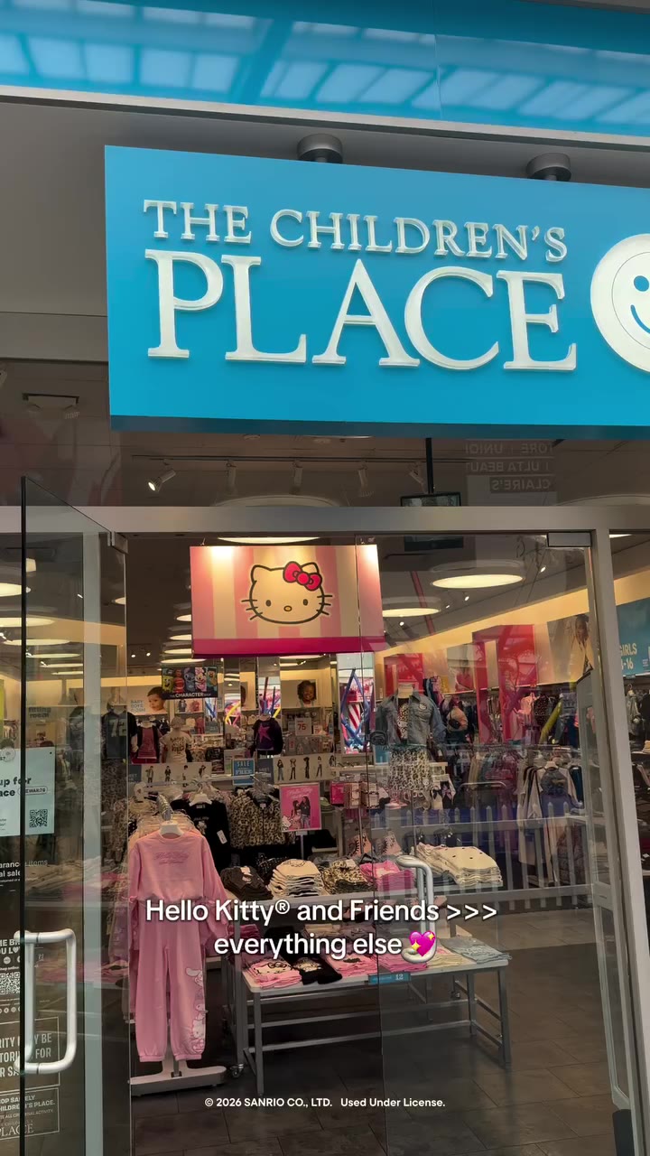 Anyone up for a @HelloKitty and Friends shopping spree this weekend? 🎀🛍️✨ ⁣…