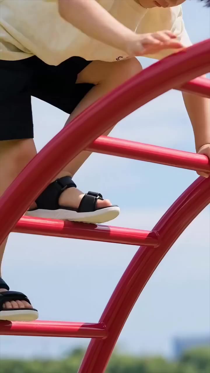 Perfect grip for climbing jungle gyms. End of season sale is now LIVE in…