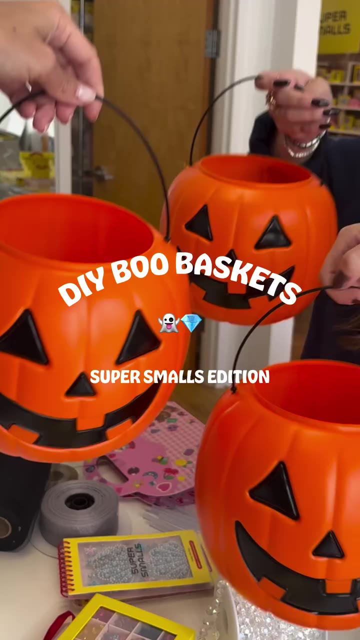 A little spooky, a lot of sparkle 👻✨ DIY boo baskets with us!