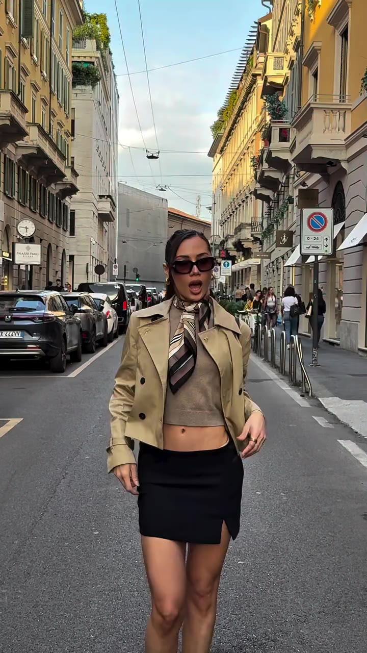@burberry in Milan, but first… a little dance ✨