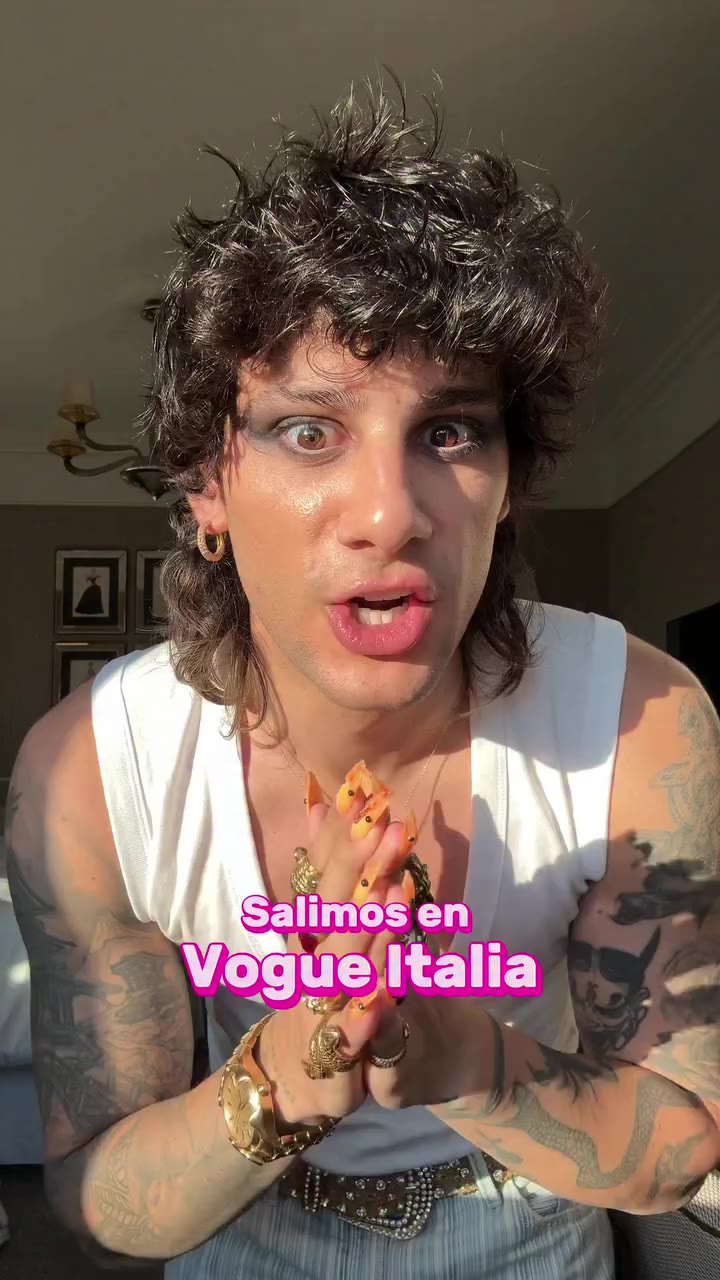 Queridos HATERS hemos salido en VOGUE ITALIA💅🏼✨ Disfrutando otro año más de…
