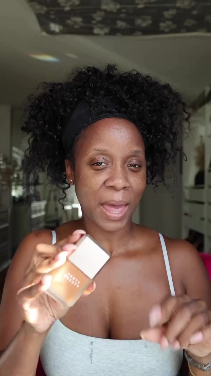 I still remember when @fentybeauty first launched foundation and I was working…