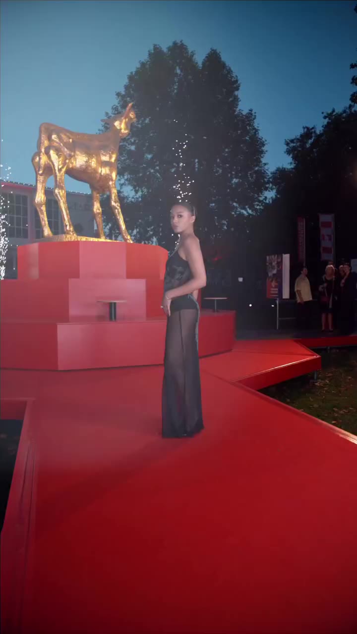 Vanavond opende het @nederlandsfilmfestival in de Stadsschouwburg in Utrecht…