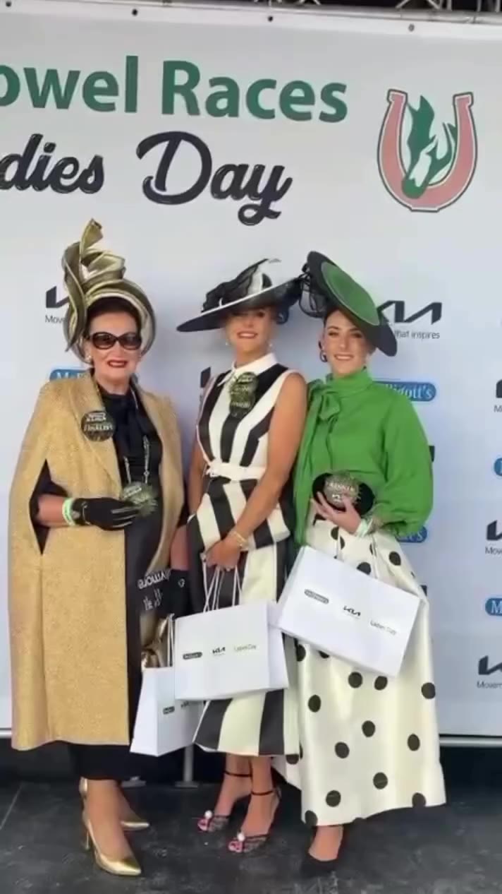 Repost from @listowelraces • 𝐌𝐞𝐞𝐭 𝐭𝐛𝐞 𝐰𝐢𝐧𝐧𝐞𝐫𝐬 🏆 ❤️💚💛 L- R…