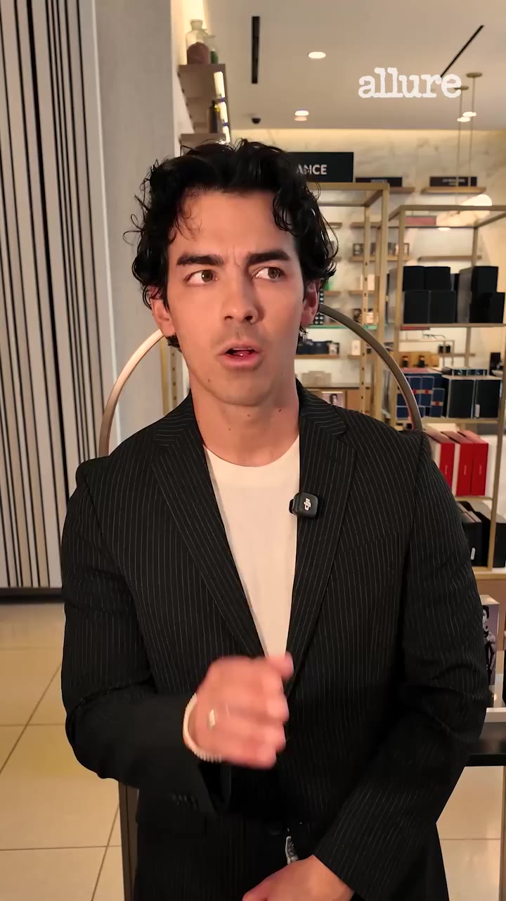 The video you never knew you needed until now. You're welcome 😊 Tune in as…