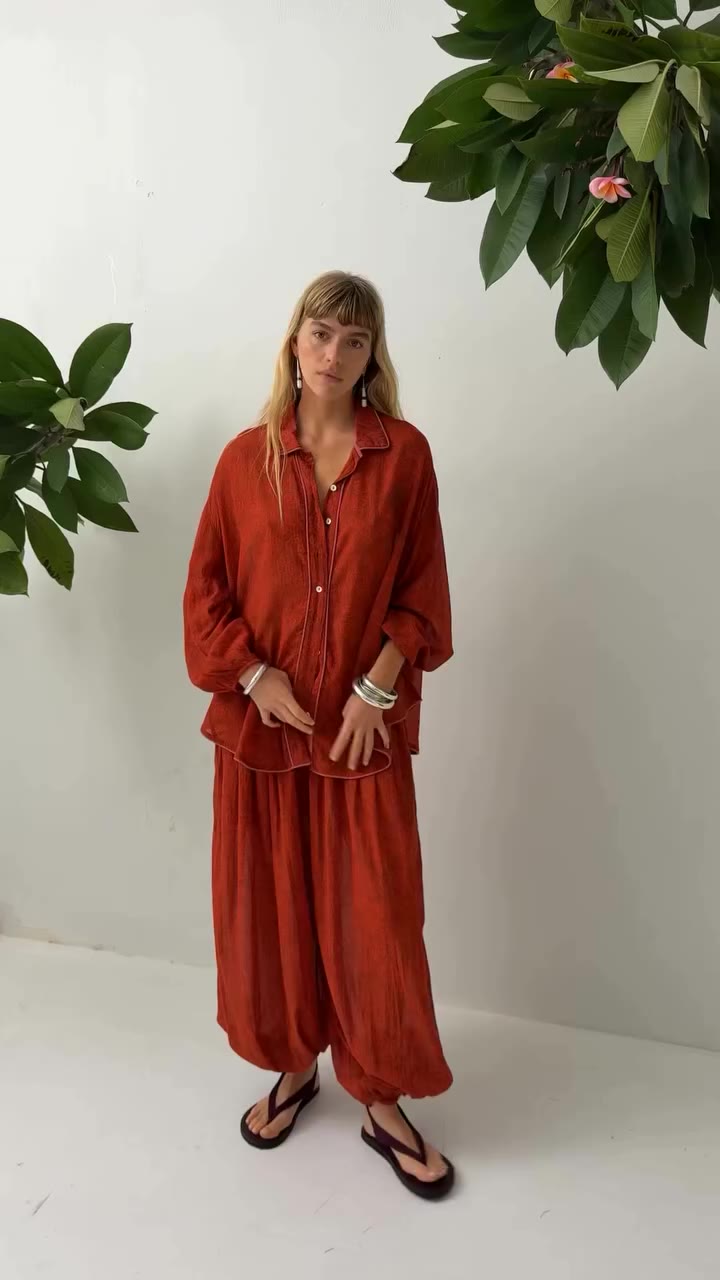 The Pisto Set, made for sun-soaked days and somewhere by the sea. Cut in…