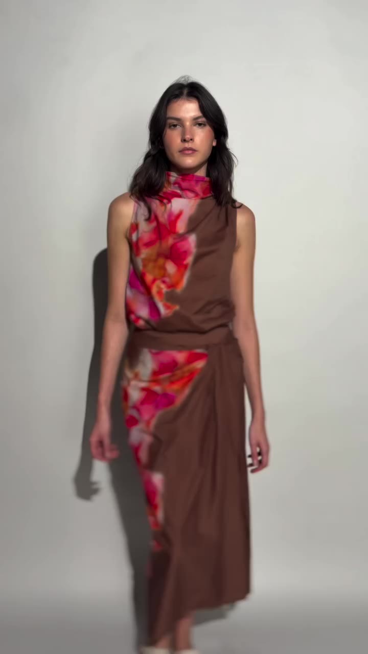 Un print protagonista. Dos piezas que arman un look y por separado, abren…