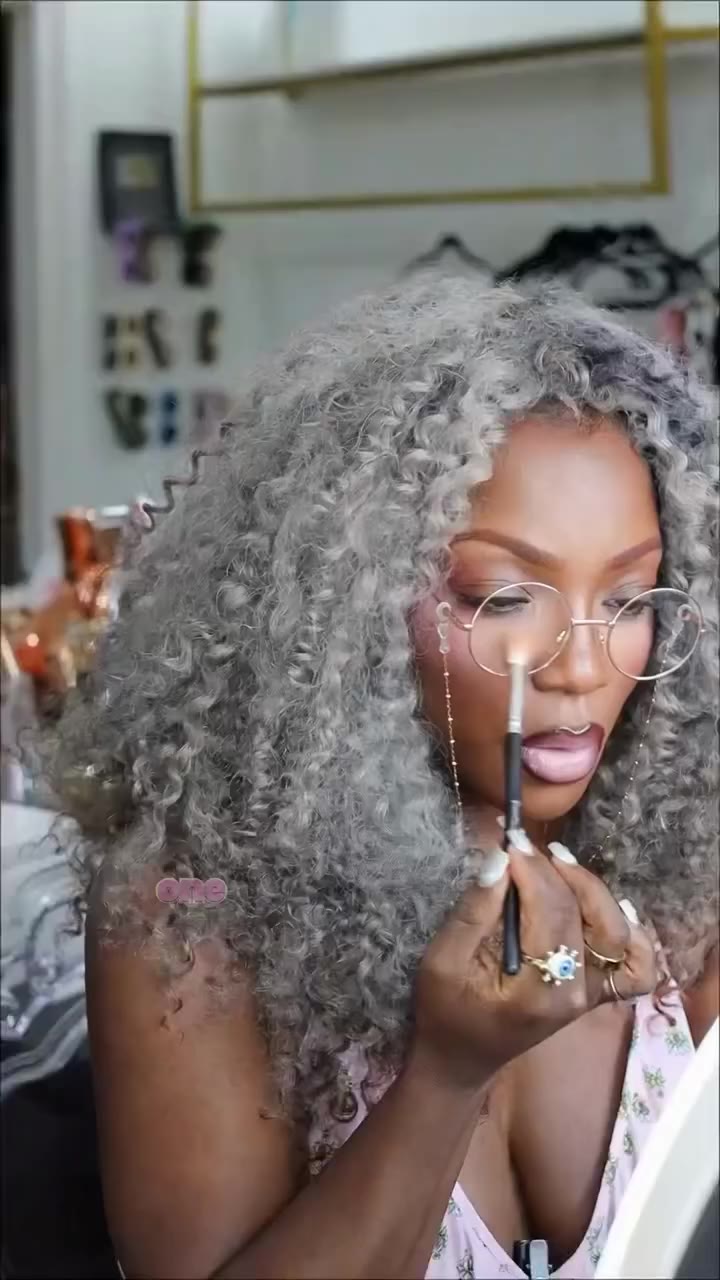 Beyoncé?! BEYONCÉ?! 😭😭😭 @paintedbyesther I’m so proud of you…