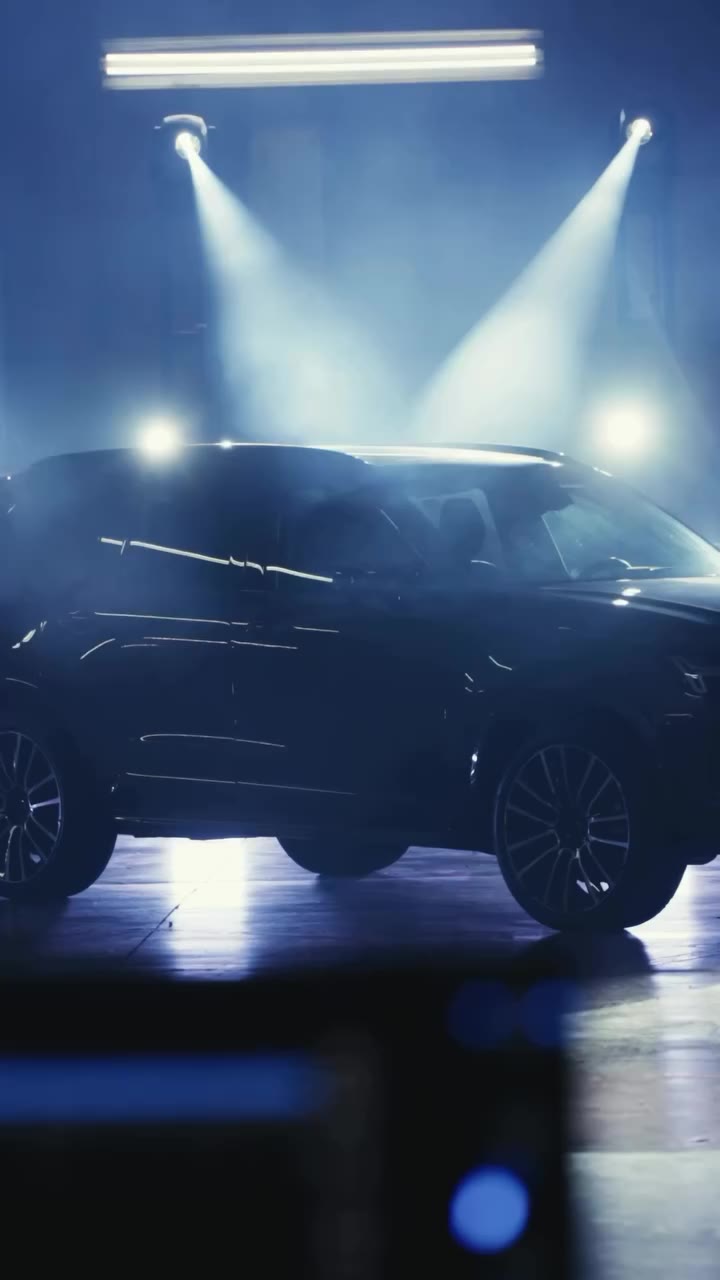 Así se realizó la campaña de Volvo Fashion Week México 2026. Macarena Achaga y…