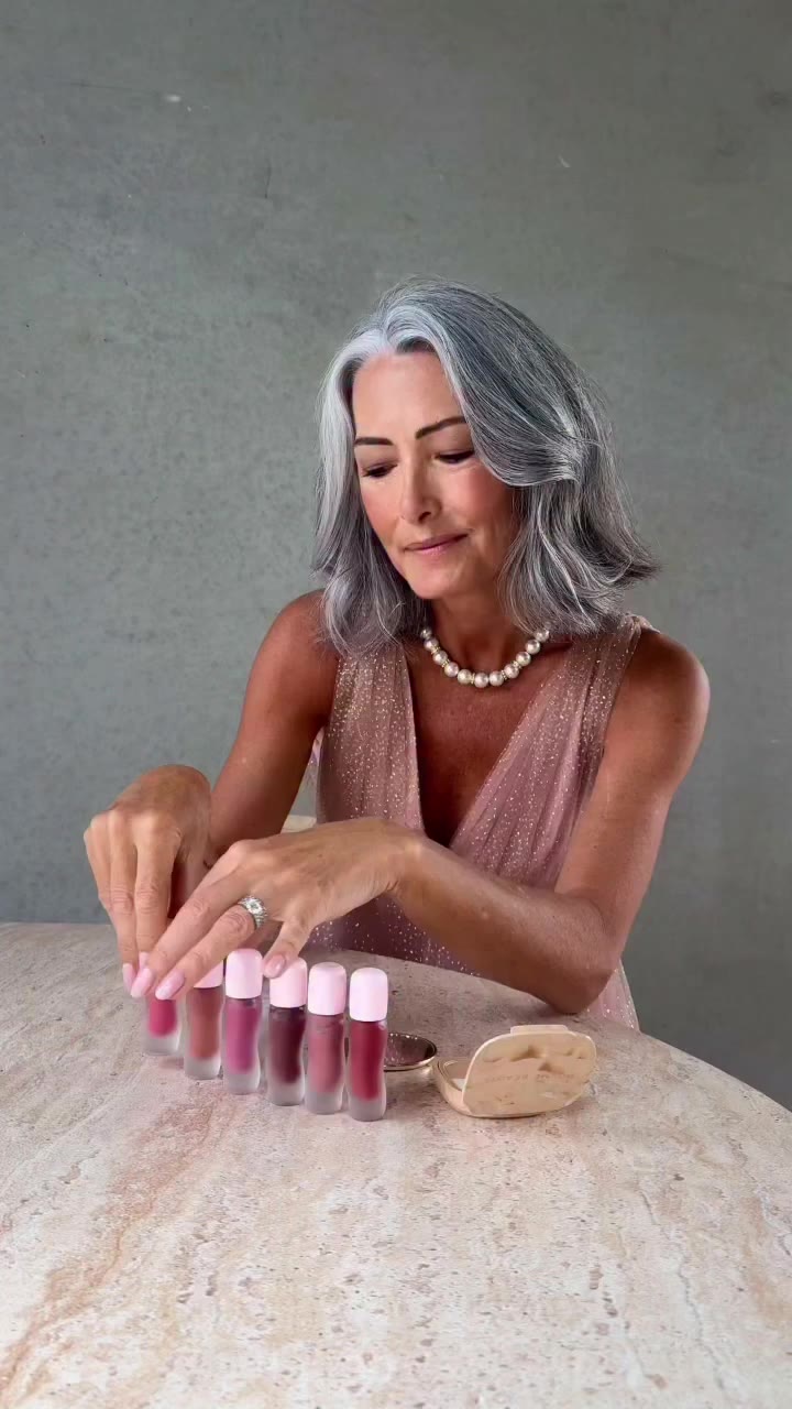 Soft, hydrated, blurred velvety lips are now at your fingertips with the newly…