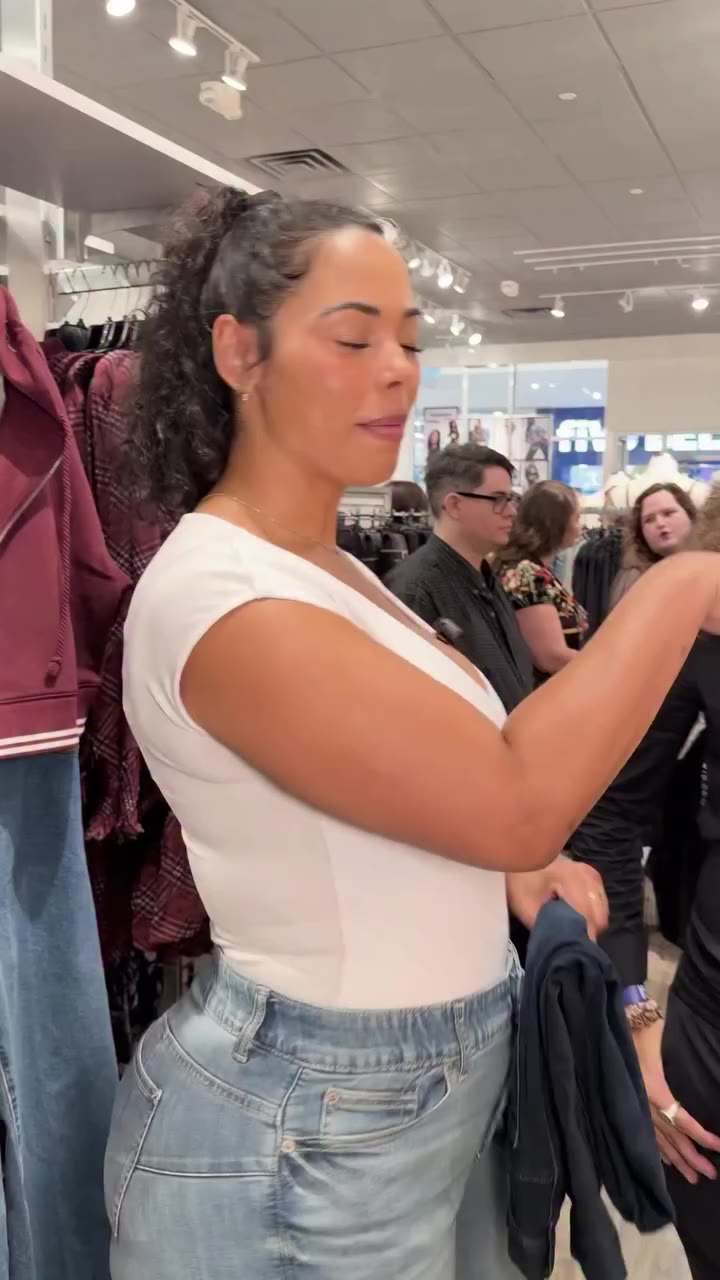 That’s SEW you! 🪡 🥰 Custom embroidery side quest at Casting Call is worth…