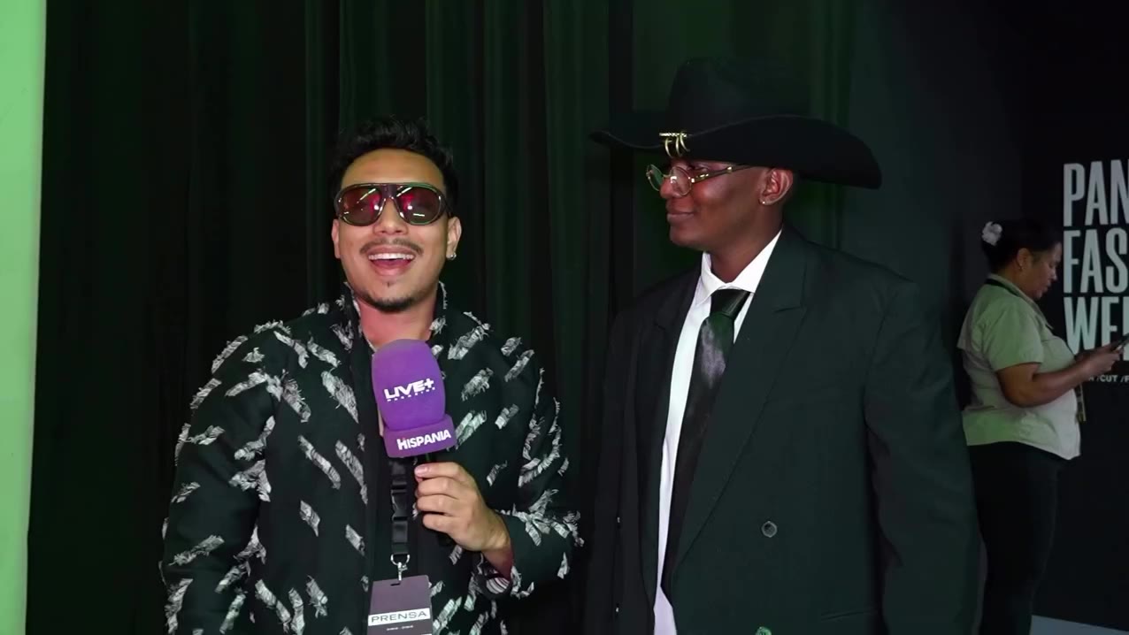 🤠✨ @rhanzaisnahimmumbai : “VINE AL FASHION WEEK VESTIDO DE MÍ” En nuestra…