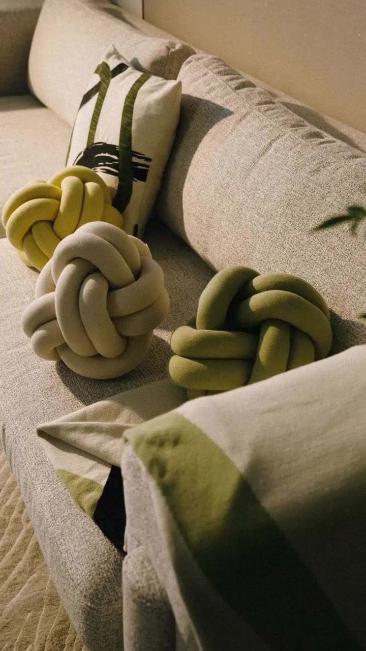 A softer touch for your space. สร้างบรรยากาศอบอุ่นให้มุมโปรดด้วยไอเทมจาก…