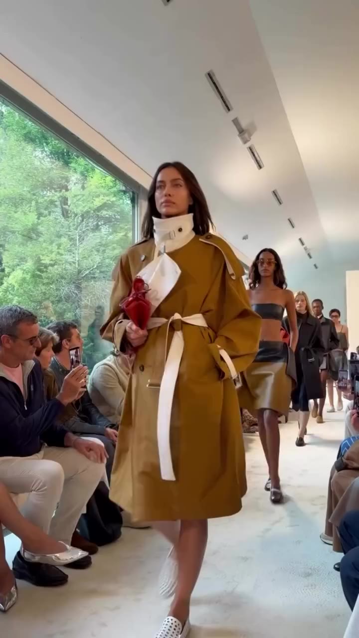 Titled Italian glamour, @tods spring/summer 2027 delivered on its promise, but…