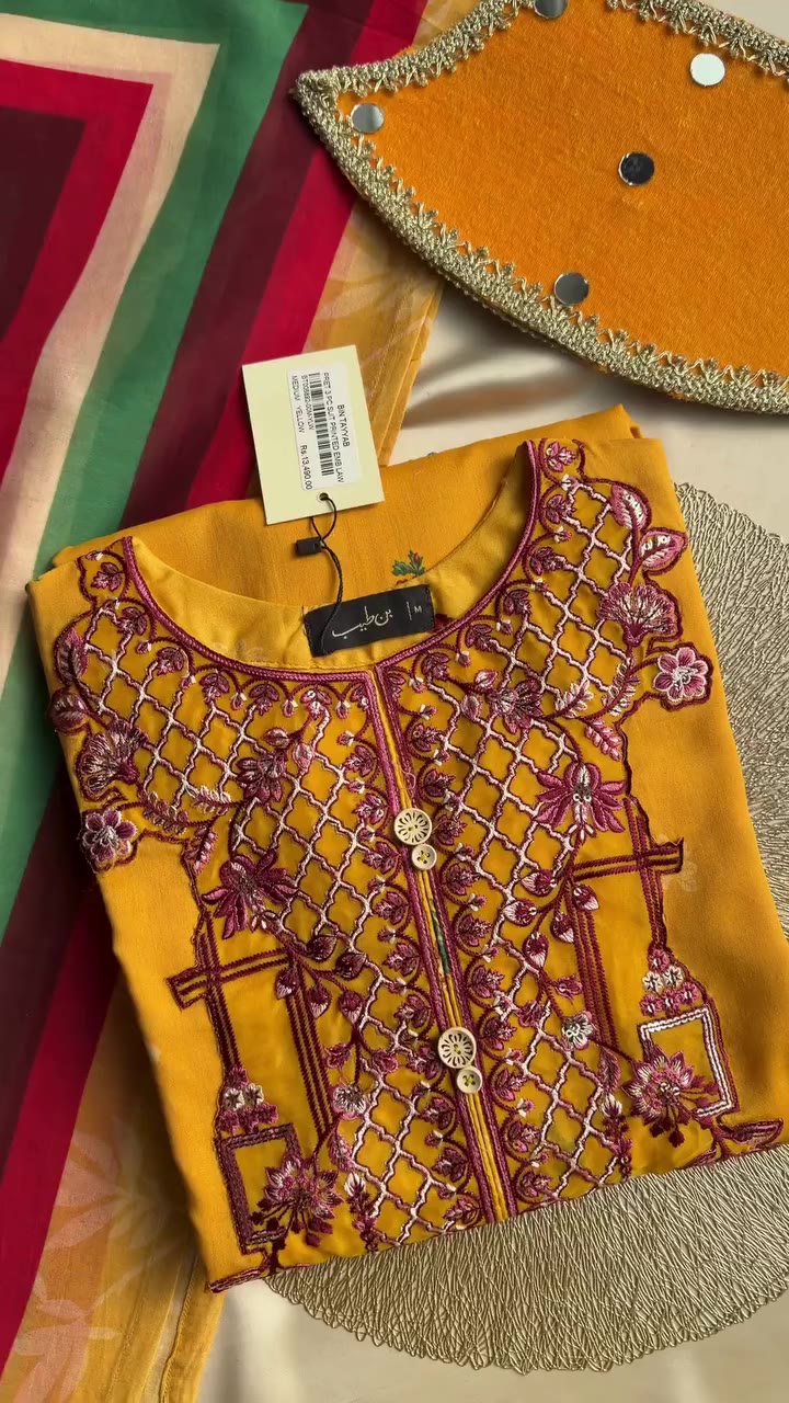 Add a little colour to your Eastern wardrobe with kurta set styles from 1,500+…