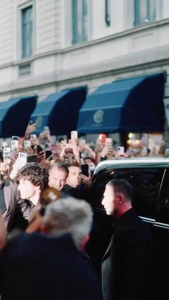 #ShawnMendes at the #Gucci Show! Video: @patdomingo