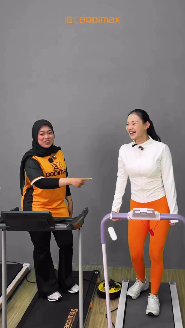 Keseruan live PAYDAY SALE bareng kak @fitwithregi 😍✨ Tenang, PAYDAY SALE…
