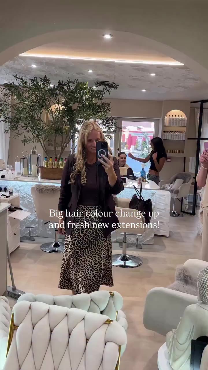 . Goodbye light blonde, hello dark blonde! A big colour change up and fresh…