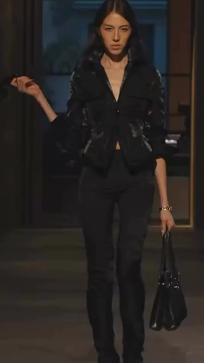 #MFW MIKA 🖤 @mikarenabae Walking ✨ @gucci #SS27 By @demna Casting…