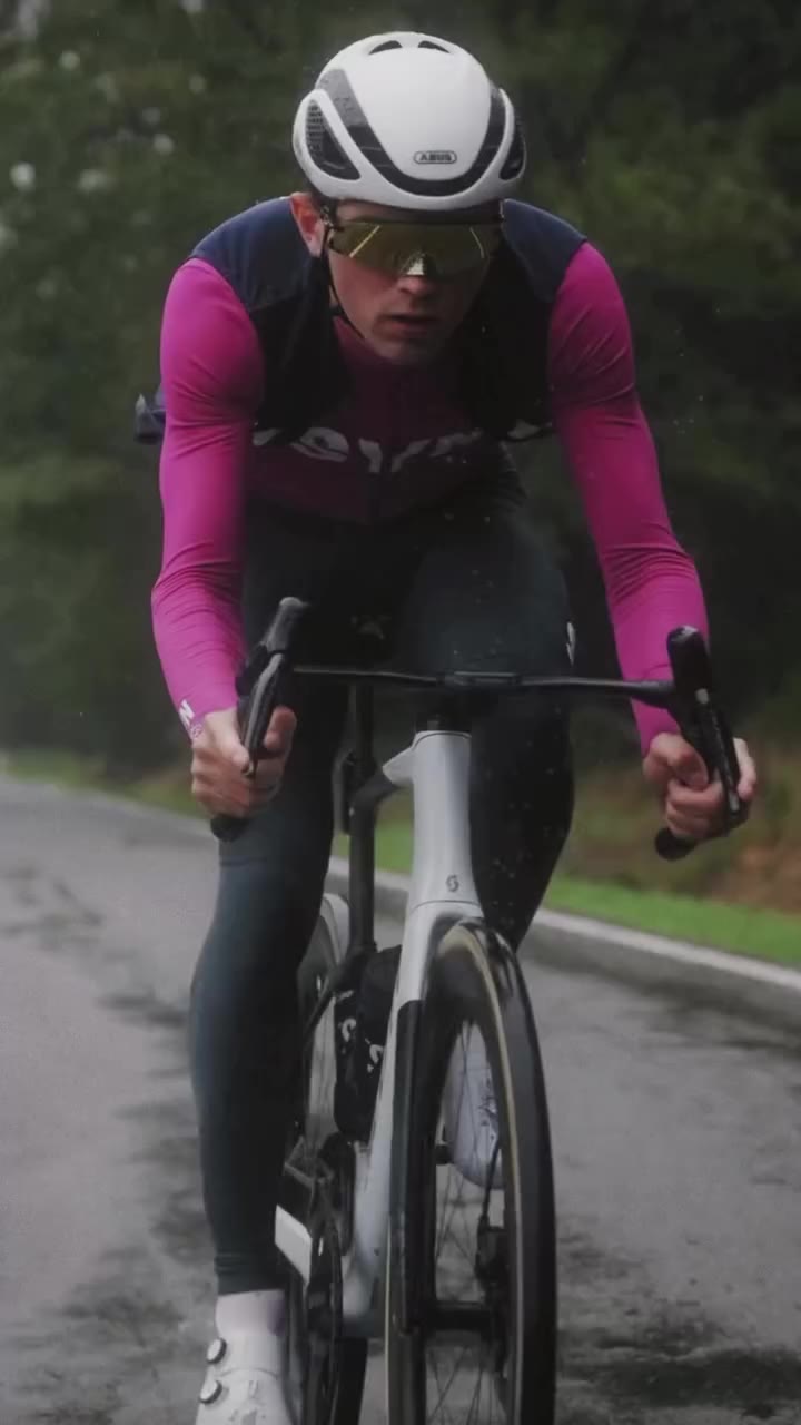 Built for speed when conditions get tougher. AW26 PRO 2.0 Link in bio. #SYNcc
