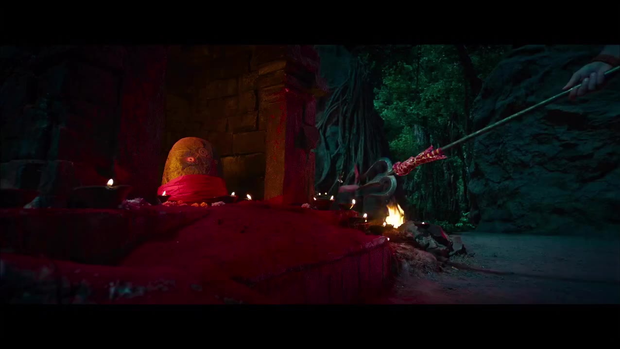 Aankhon mein aag, Haath mein shastra.… Jaag utha hai VVAAN ka rakshak 🌳🔱…