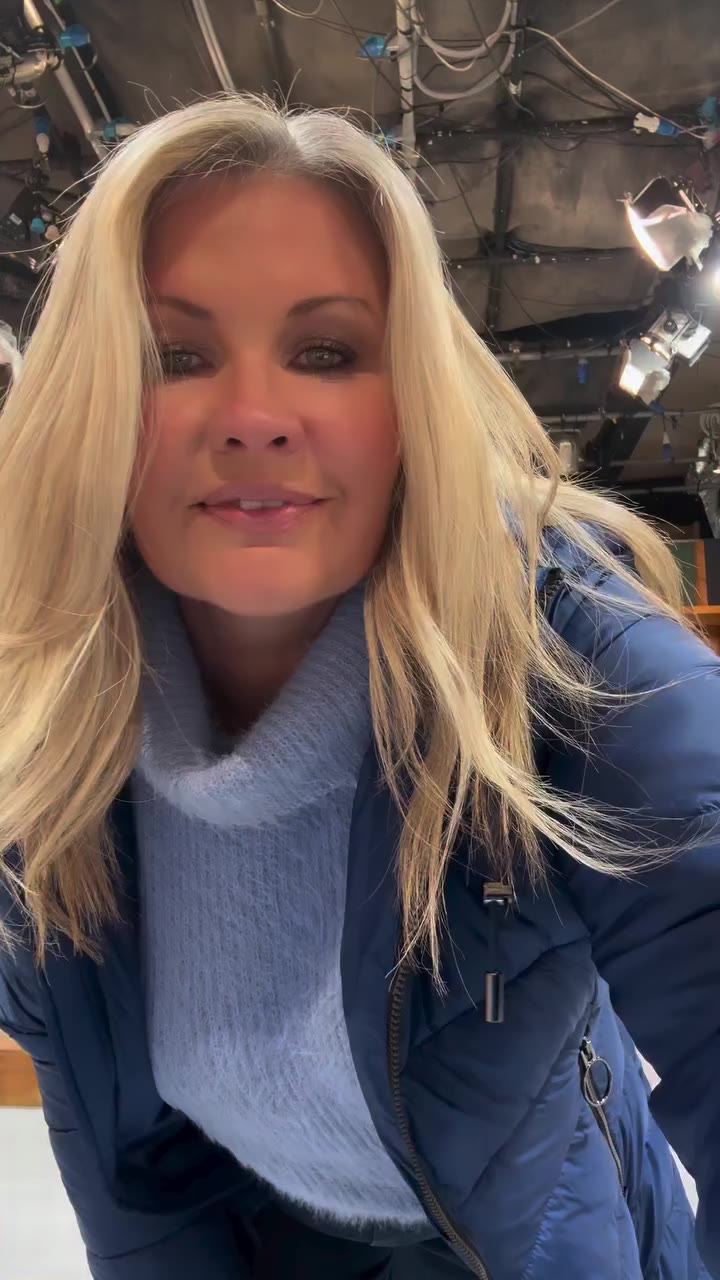 When we are left loose for a few minutes 💖fun times behind the scenes🥰…