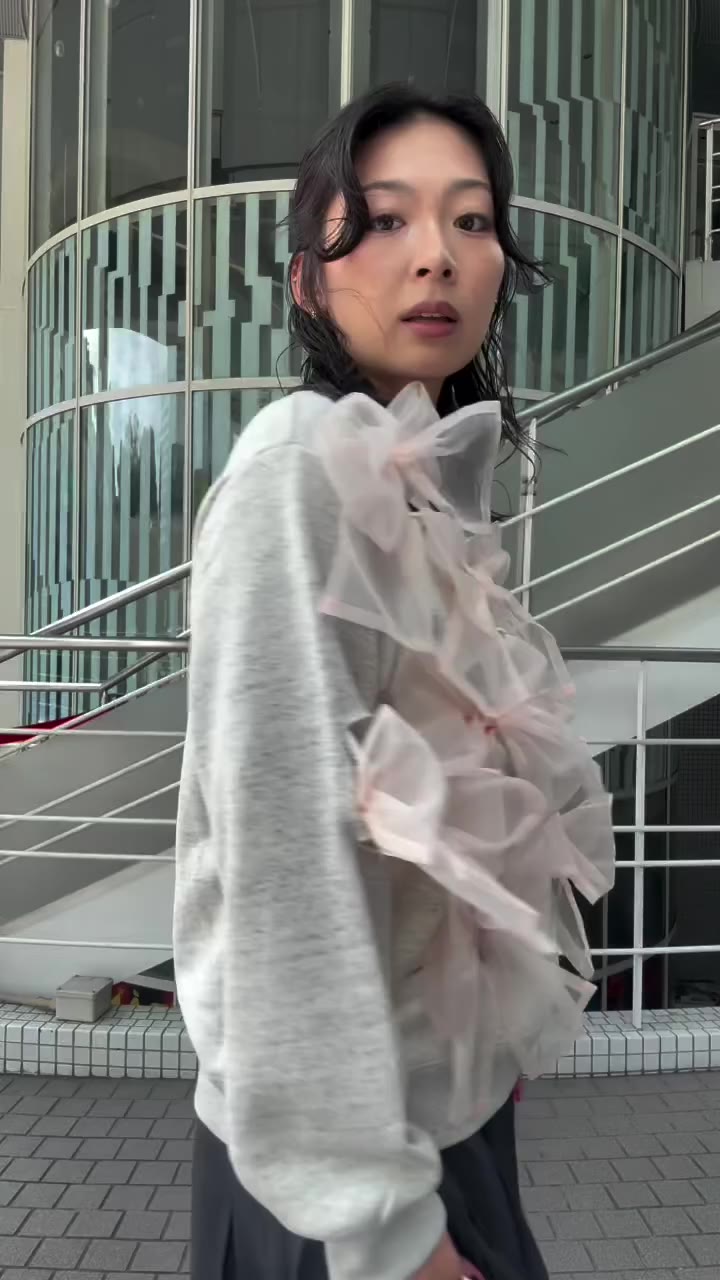 【🎀SWEATSHIRT COLLECTION🎀】 ＜Ray BEAMS＞が、秋の定番アイテムである"スウェット"をキーワードに、4つのブランドに別注を依…