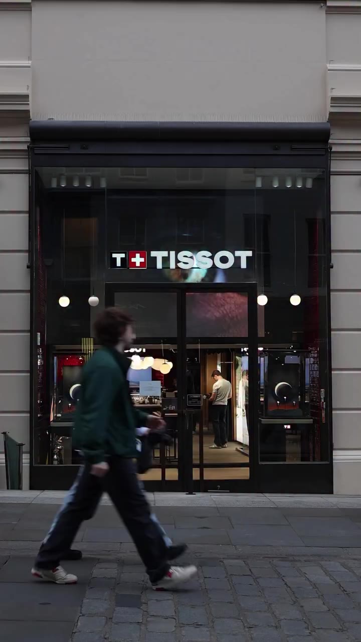 Oracle Time Club Members descend on the Tissot Boutique in Covent Garden to…