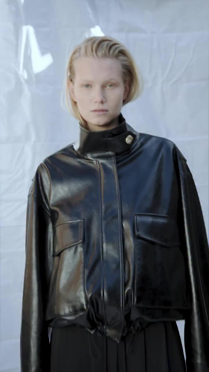 Directional layers, styled through the seasons. Discover now. For a limited…