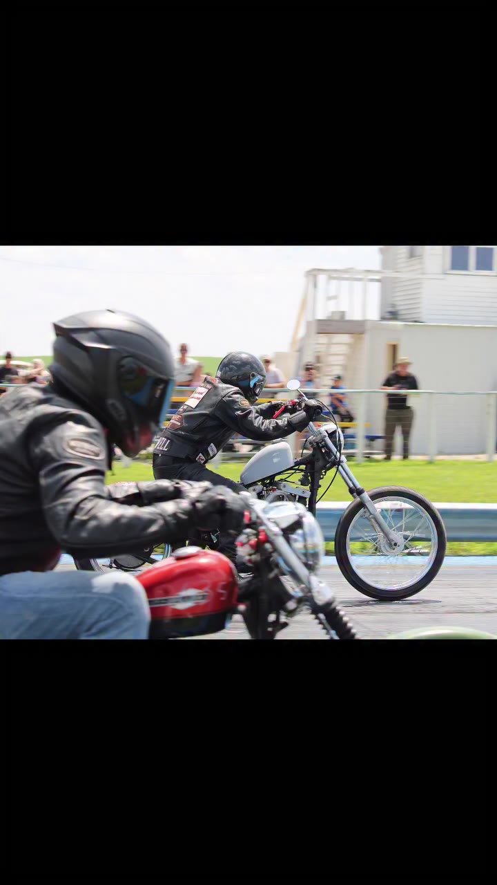 How 'bout a lil' Iowa Hog Drags & Nostalgia Reunion flashback? You can relive…