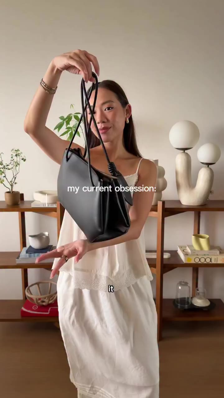 my current go-to leather bag: @cafune.official ori shoulder bag