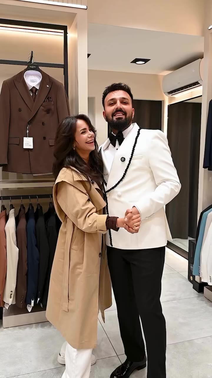 Kadir’e takım elbise bakmaya geldik ama karar vermek hiç kolay değilmiş…