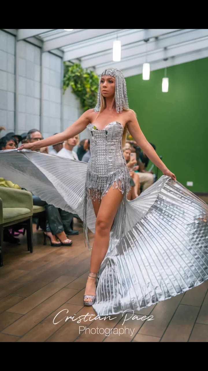 Anastasia Magazine NYFW September 2022 Photo: @paez.photo Designer…