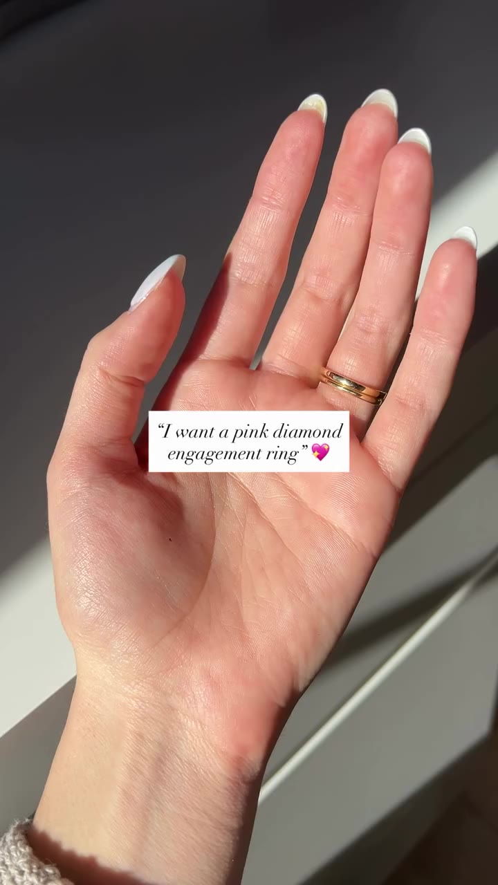 Taking “pretty in pink” very seriously these days 💅🏻