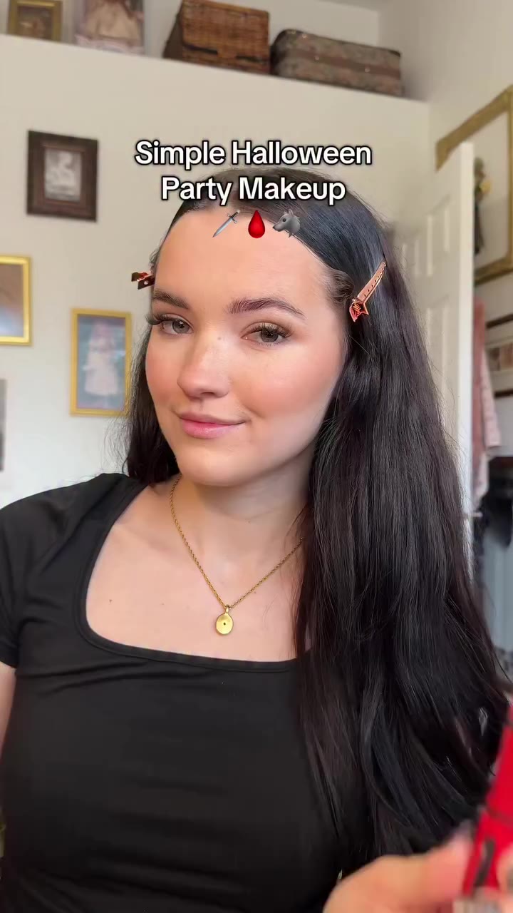 I LOVE Halloween makeup that is spooky but still glam!! And this is such an…