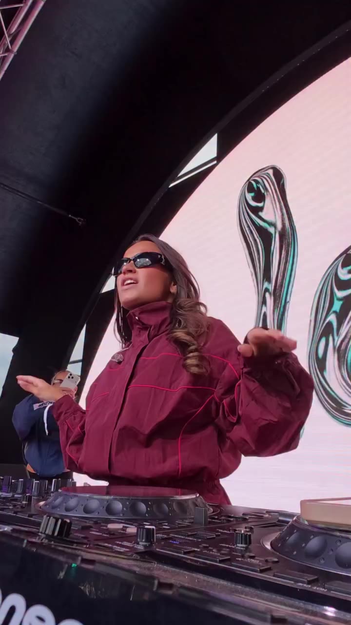 Wondering where her fit is from? Oh, it’s from LOAVIES x NOA and it drops THIS…