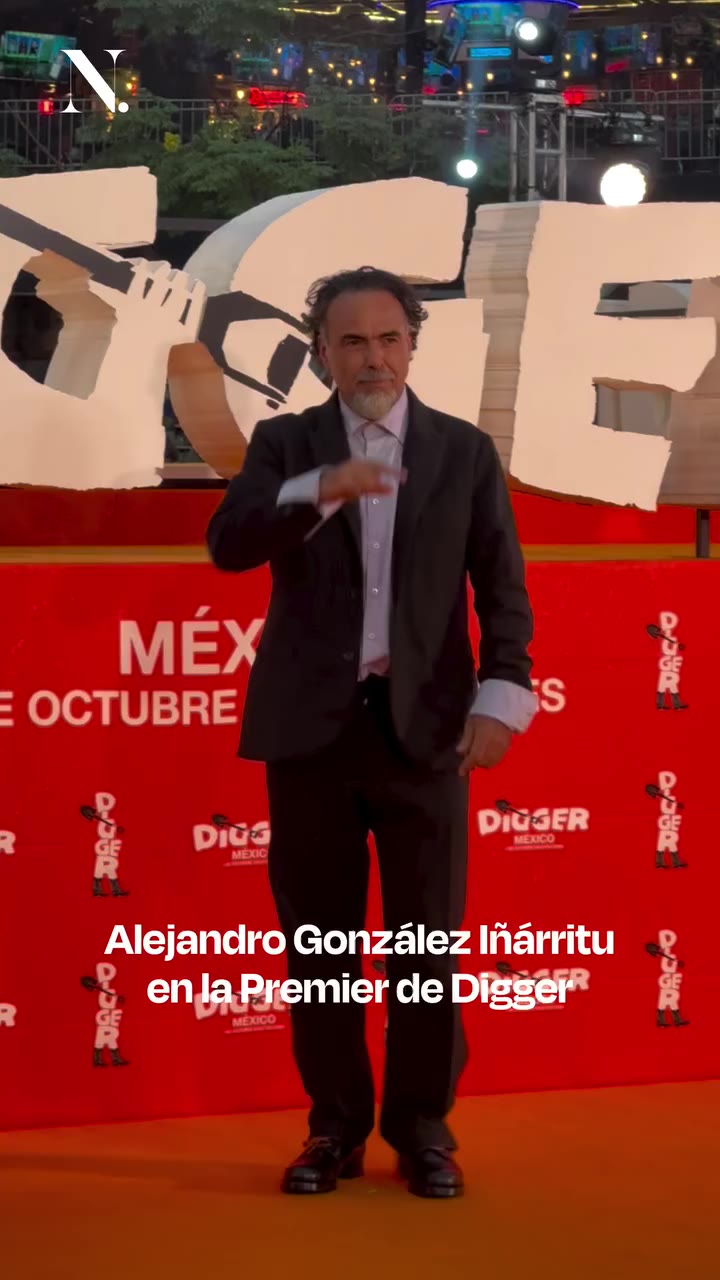 Mexican cinema royalty. Alejandro González Iñárritu llegó a la premiere de…