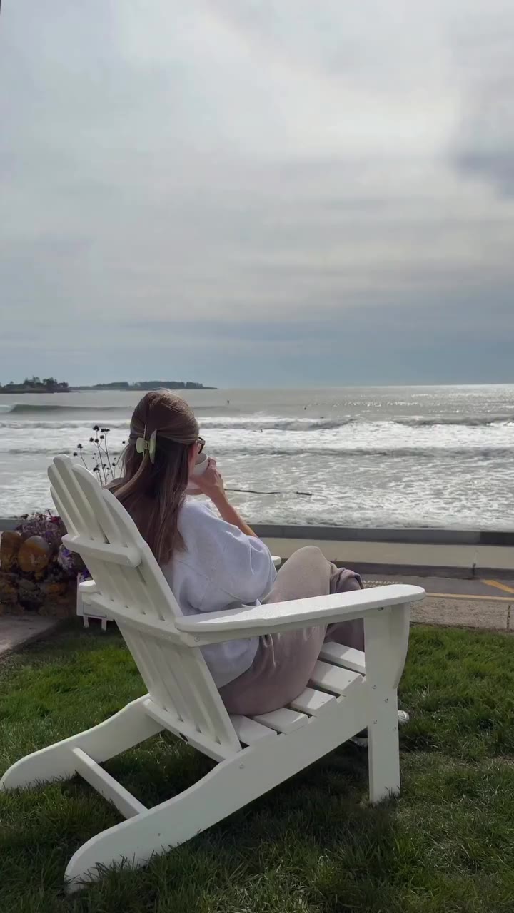 the most wholesome day 🤍 #maine #travelvlog #explorepage #higginsbeach…