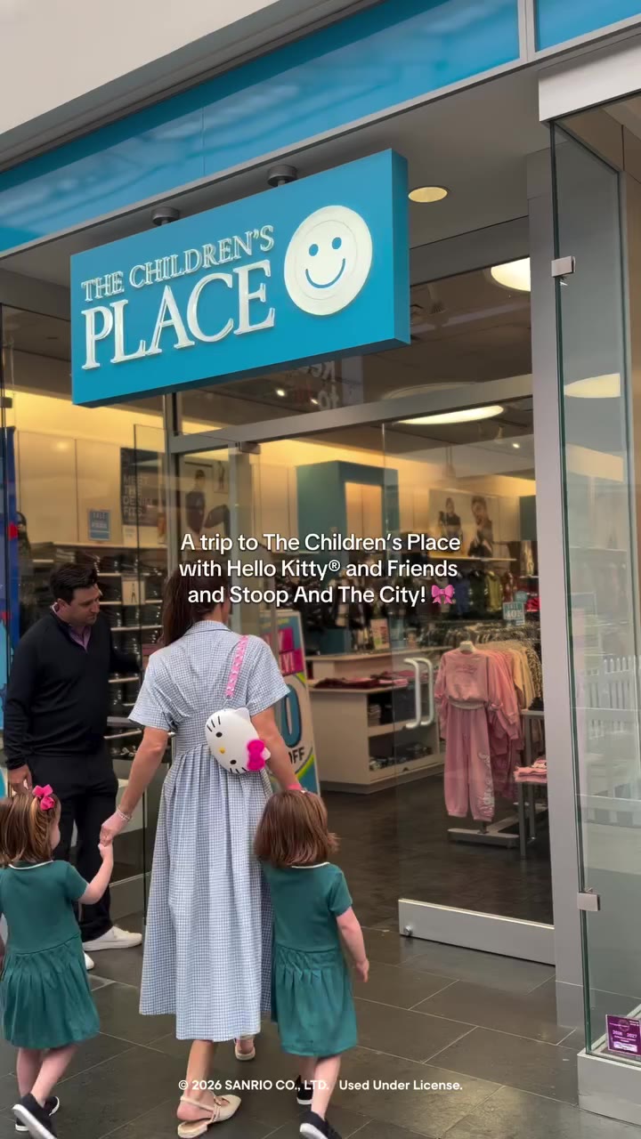 Just a little @HelloKitty and Friends shopping spree with our gal pals from…
