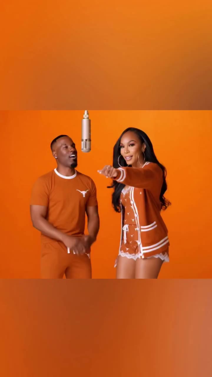 It’s GAME TIME and time for THE REAL UT to stand up!!! Where all my…