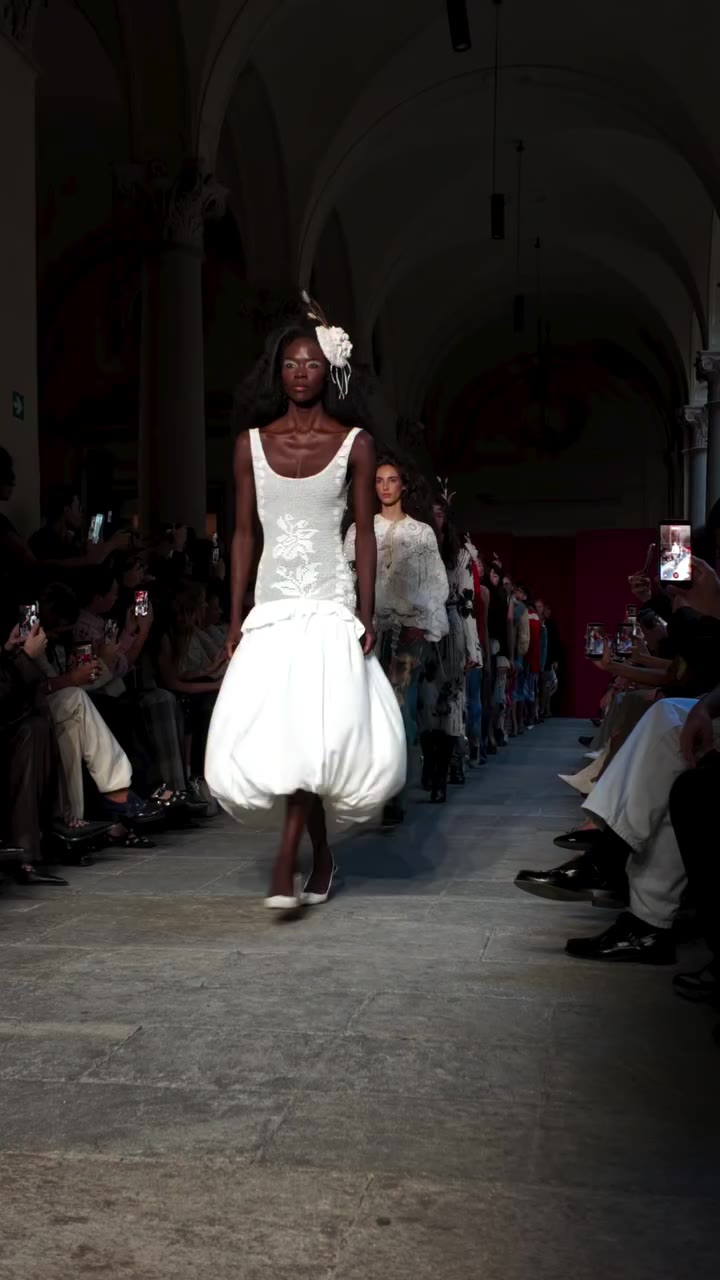 Look by @milanfashionweek