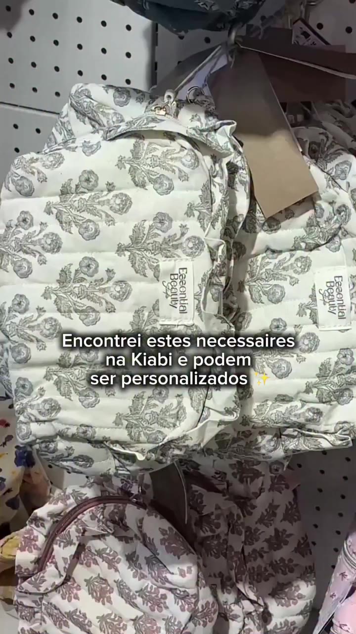 Um nécessaire só teu ✨💗 Na Kiabi encontras estes nécessaires super amorosos e…