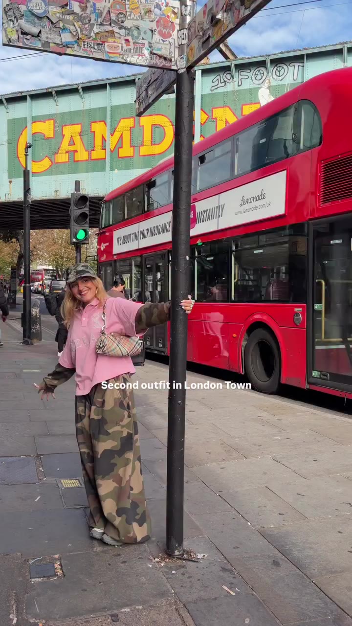 Second outfit in London Town💞💞💞 @relab #ootd #stradilooks #pinterestinspo…
