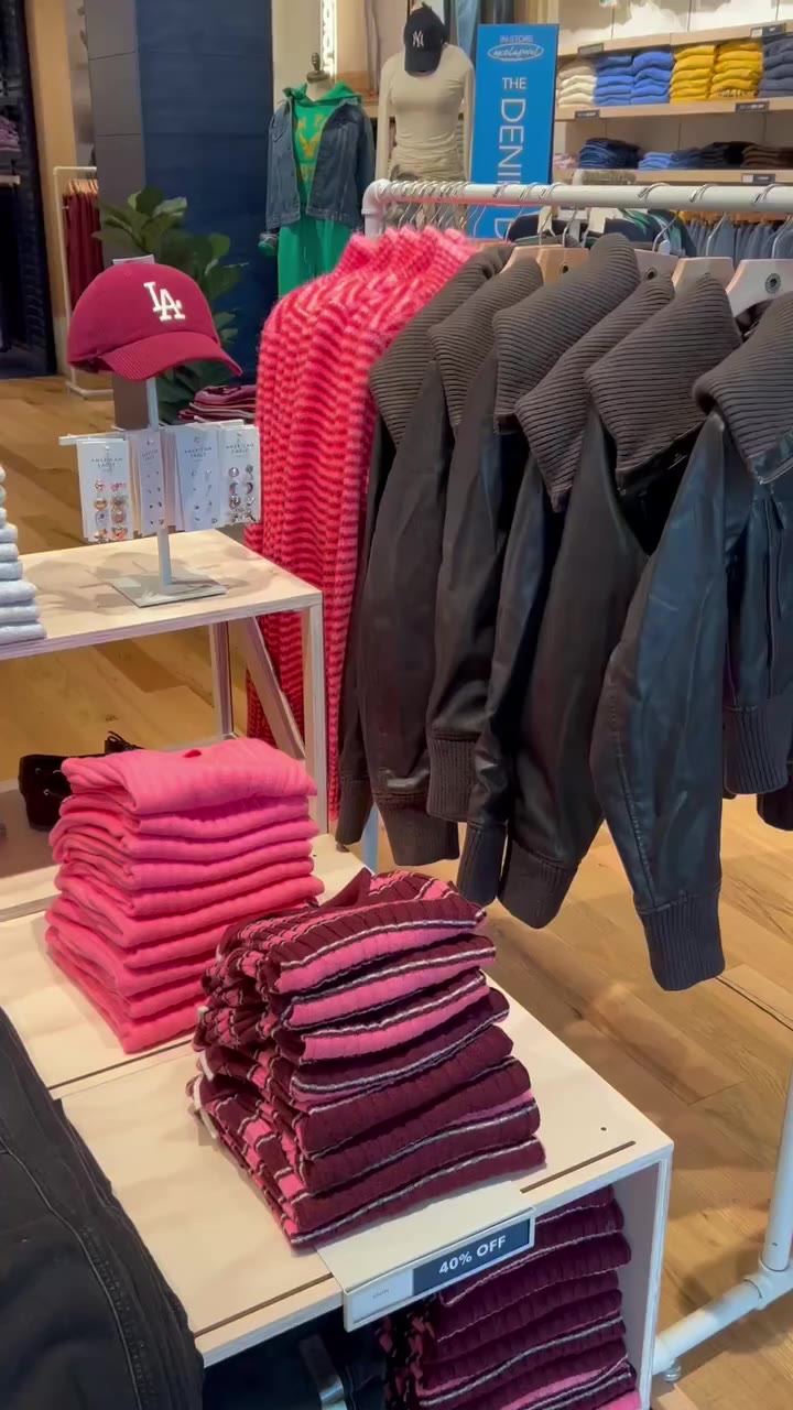 Cozy szn at American Eagle🧣🍁