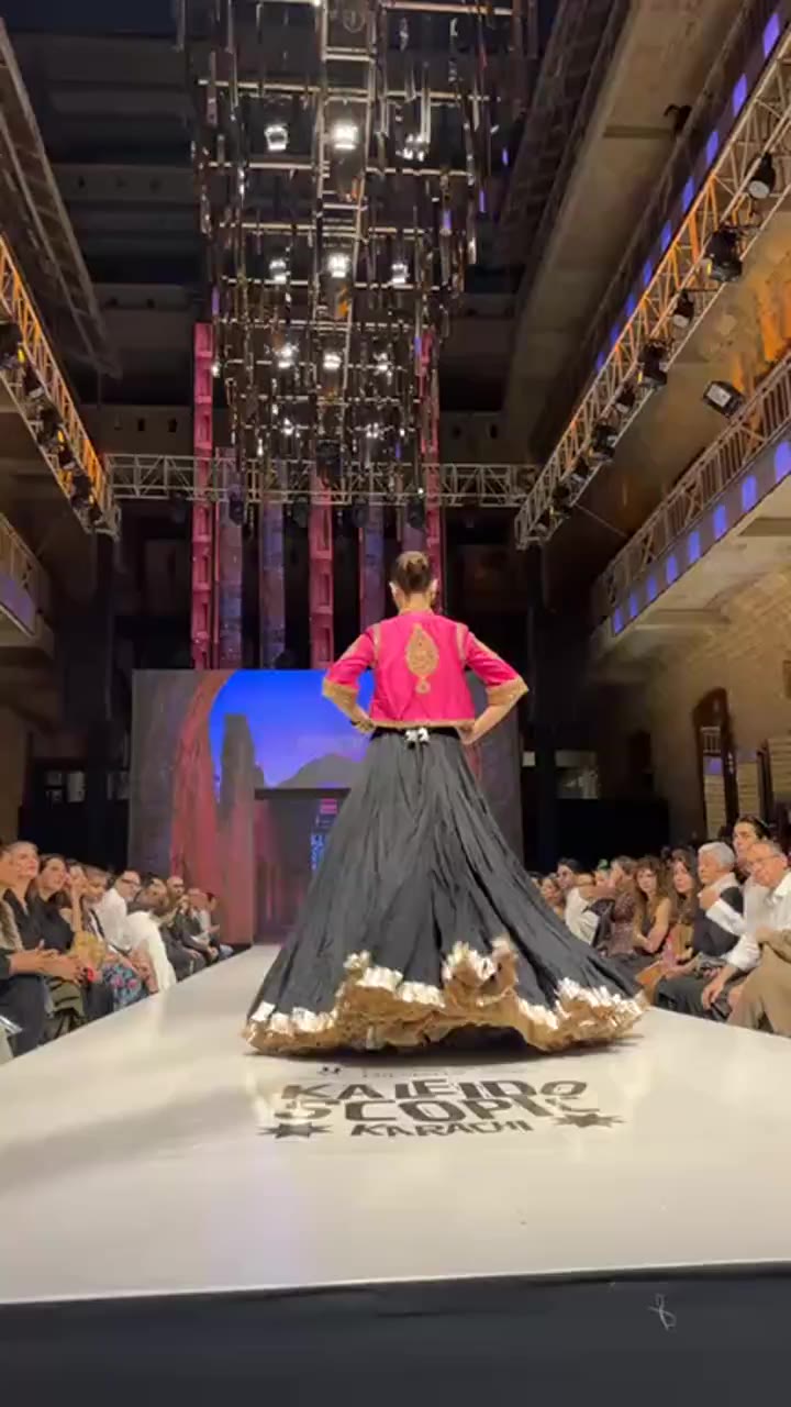 Look by @laamfashionweek