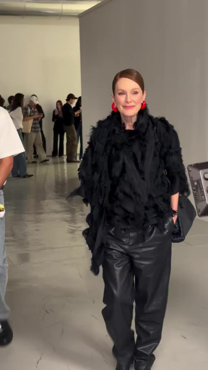 Bazaar’s October 2026 cover star @juliannemoore has touched down in Milan for…