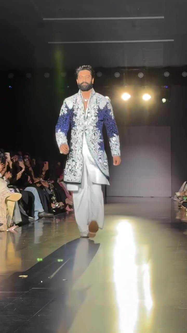 Vicky Kaushal (@vickykaushal09) also turned showstopper at Manish Malhotra’s…